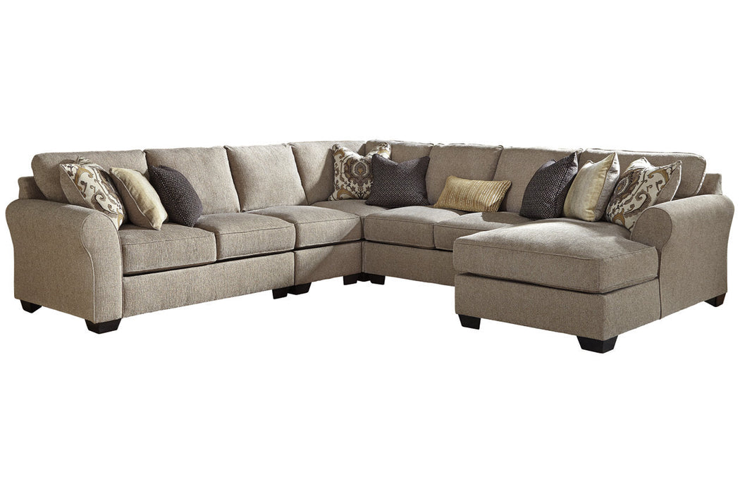 Pantomine Driftwood 5-Piece RAF Sectional