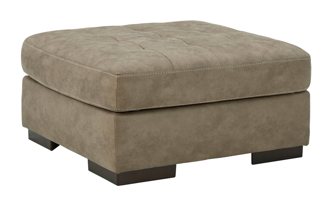 Maderla Pebble LAF Sectional