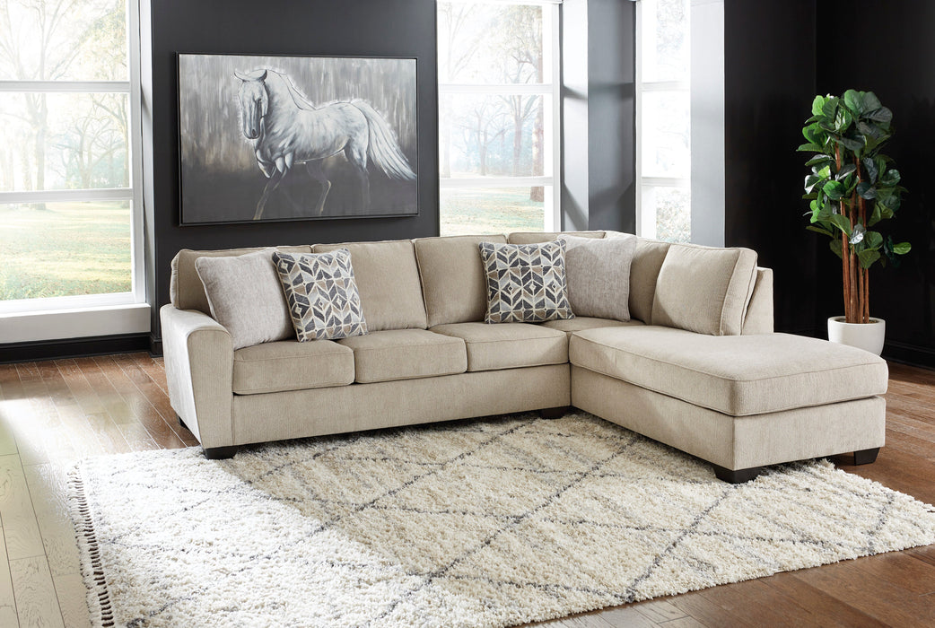 Decelle Putty RAF Sectional
