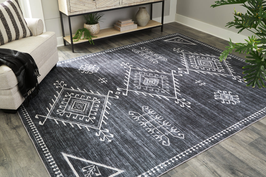 Arloman Large Rug - R405931