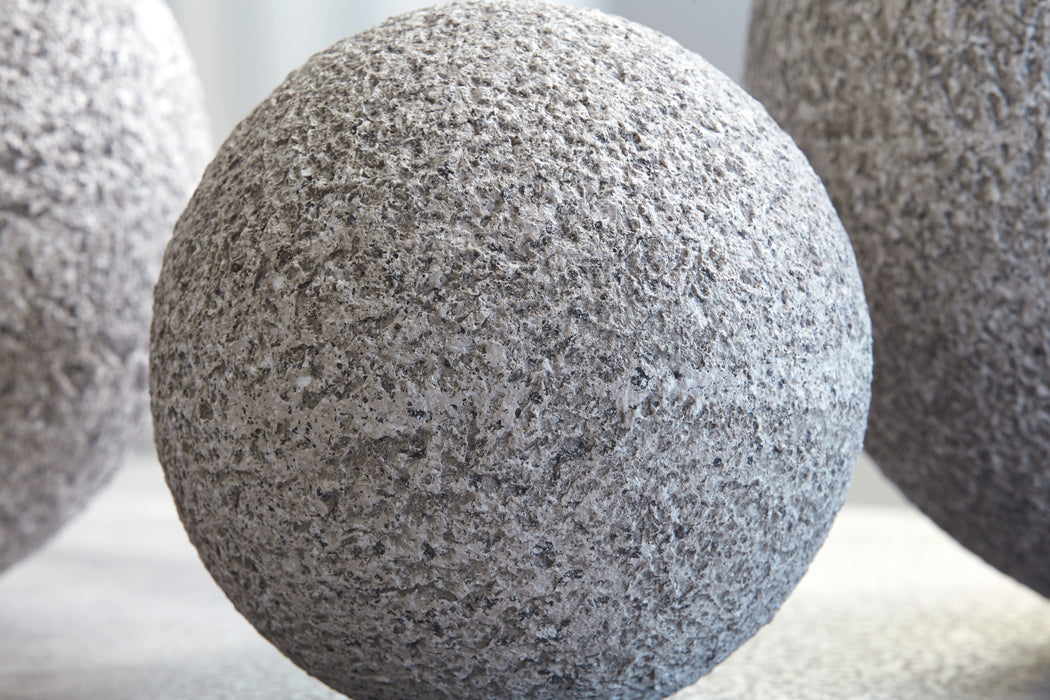 Chanlow Sculpture - A2000494S - In Stock Furniture