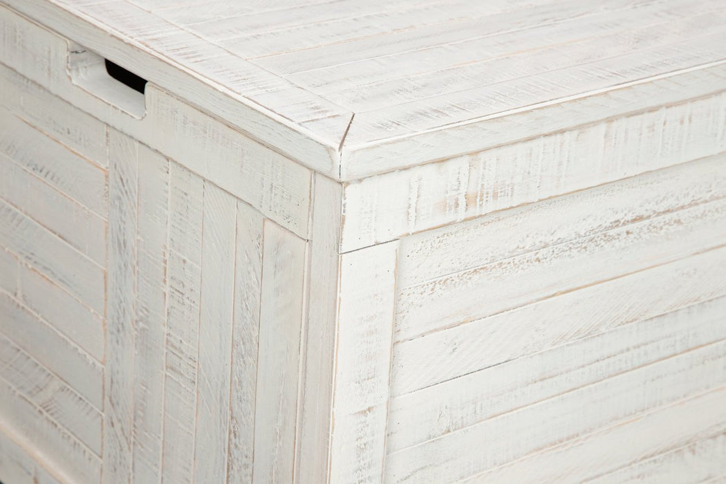 Coltport Distressed White Storage Trunk - A4000337 - Gate Furniture