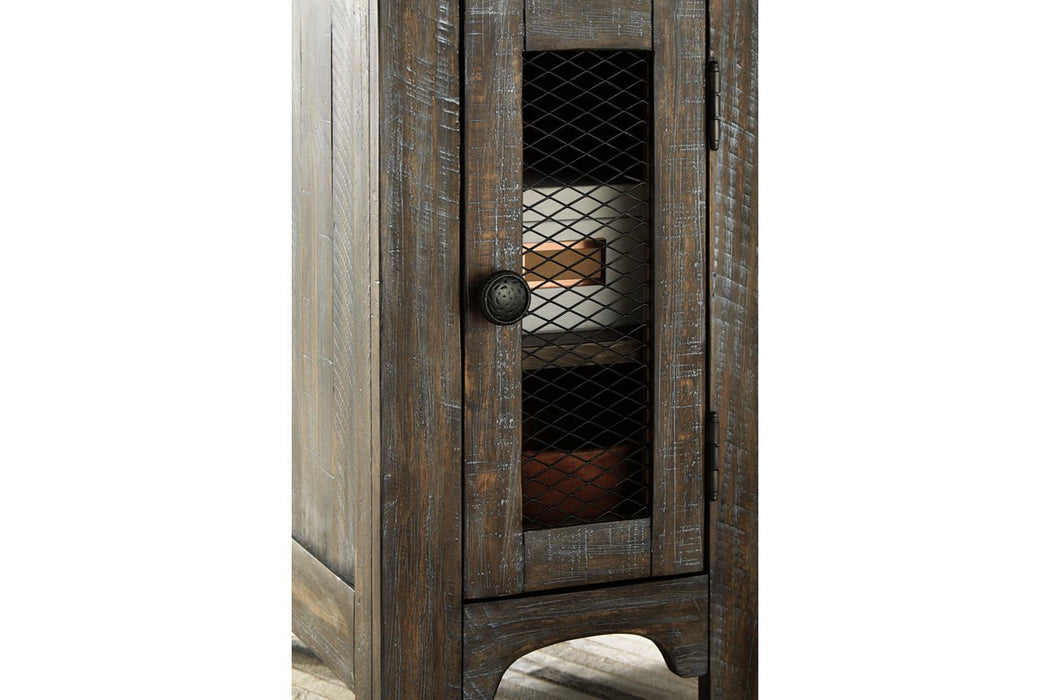 Danell Ridge Brown Chairside End Table - T446-7 - Gate Furniture