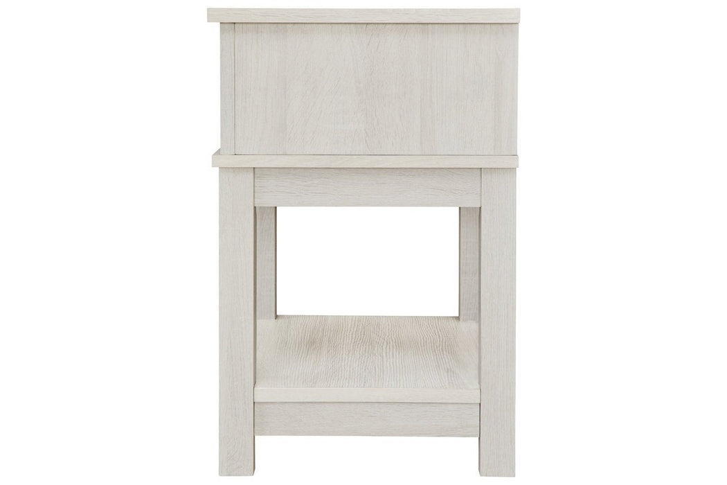 Dorrinson White Nightstand - B067-91 - Gate Furniture