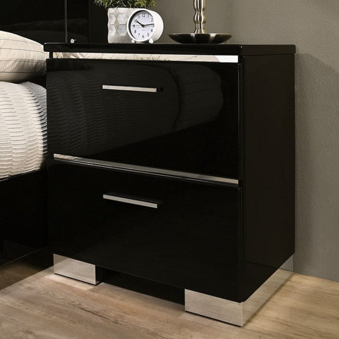 ERLACH Black/Chrome Bedroom Set