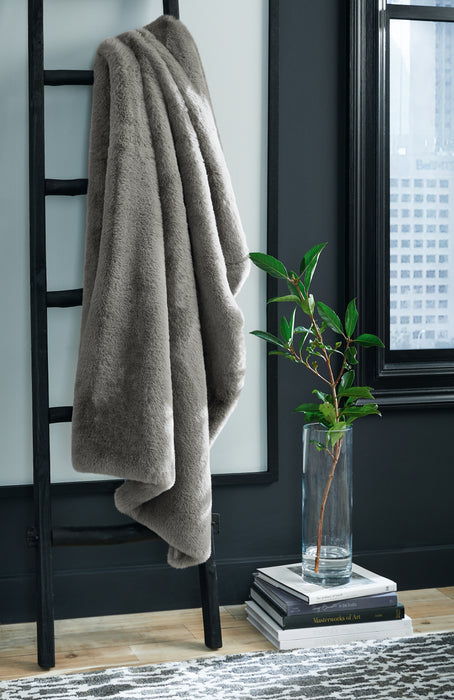 Gariland Throw - A1000914T - In Stock Furniture