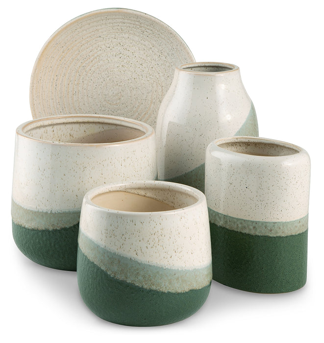 Gentset Accessory Set (Set of 5) - A2C00204 - In Stock Furniture