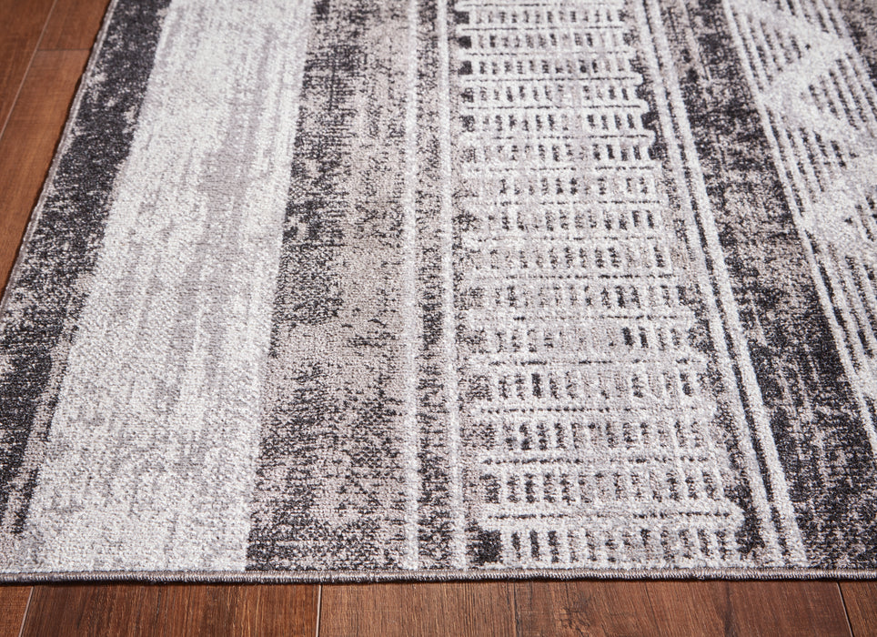 Henchester Large Rug - R405991