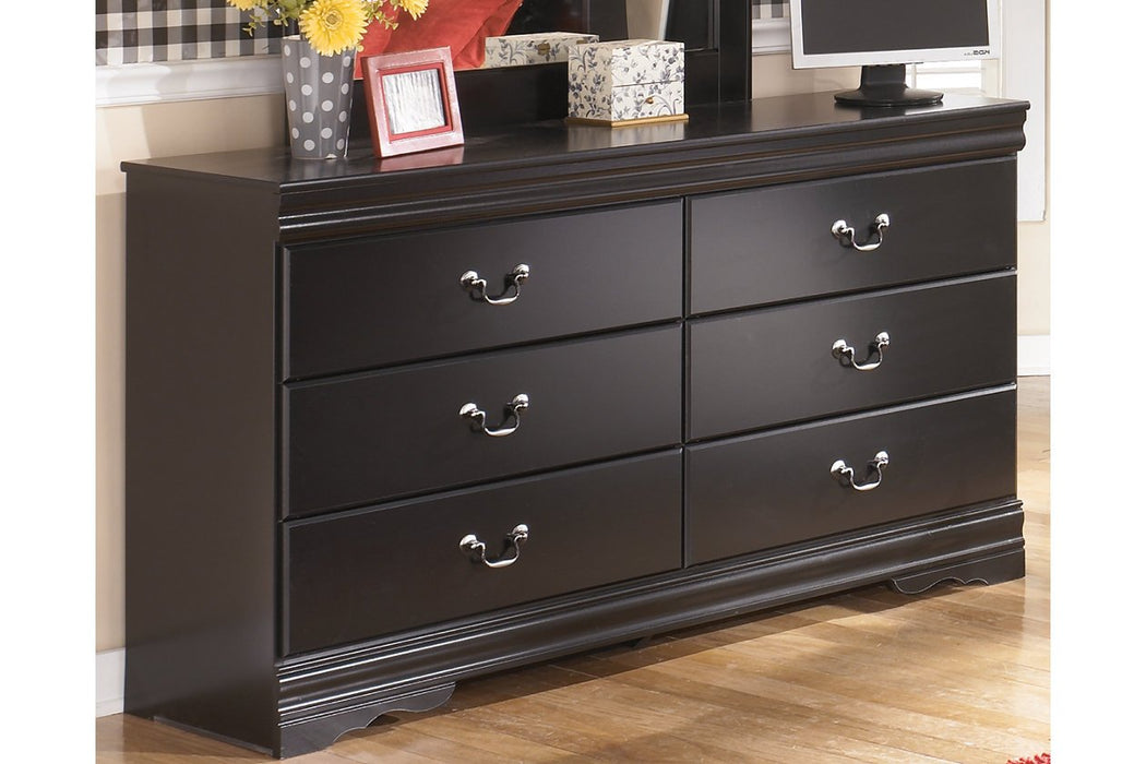Huey Vineyard Black Dresser - B128-31 - Gate Furniture