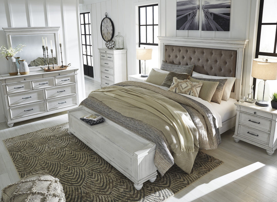 Kanwyn Whitewash Upholstered Storage Bedroom Set - Gate Furniture