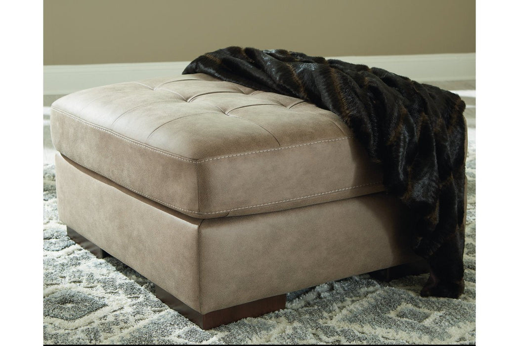 Maderla Pebble Oversized Accent Ottoman - 6200308 - Gate Furniture