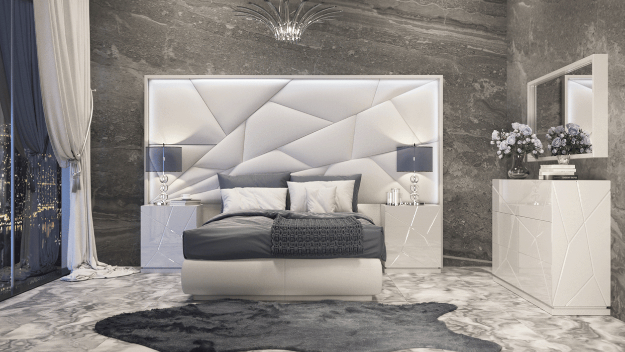 Majesty Bed W/Light Queen - In Stock Furniture