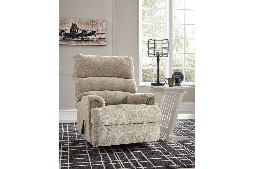 Man Fort Dusk Recliner - 4660425 - Gate Furniture