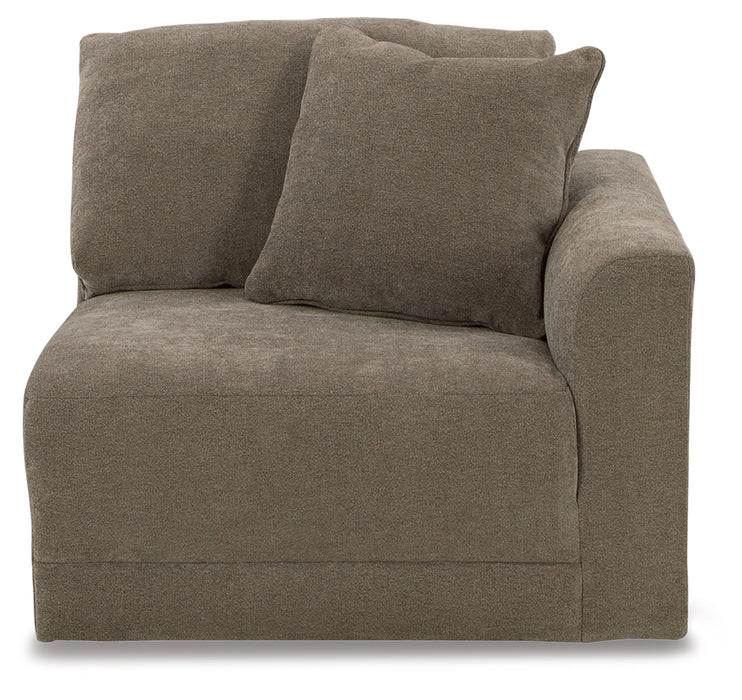 Raeanna Right-Arm Facing Corner Chair - 1460365