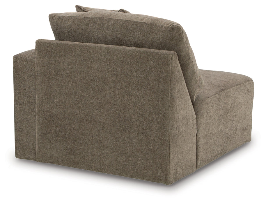 Raeanna Right-Arm Facing Corner Chair - 1460365