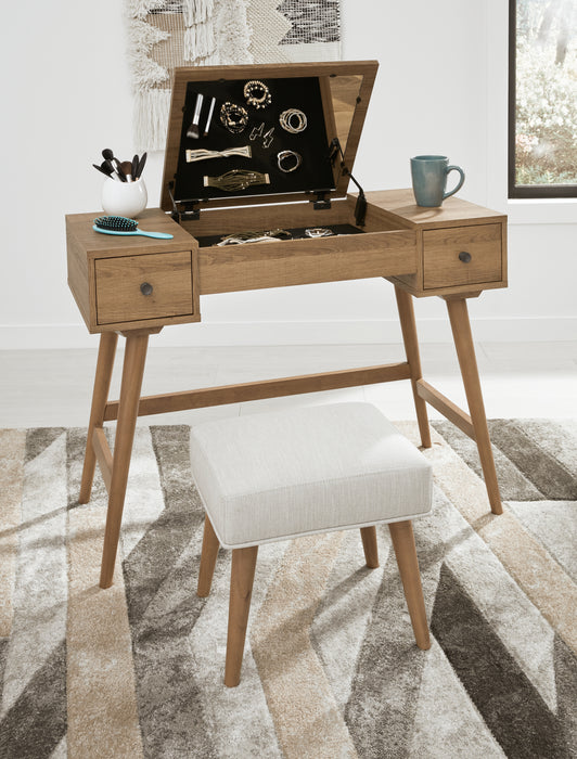 Thadamere Vanity with Stool - B060-22 - In Stock Furniture