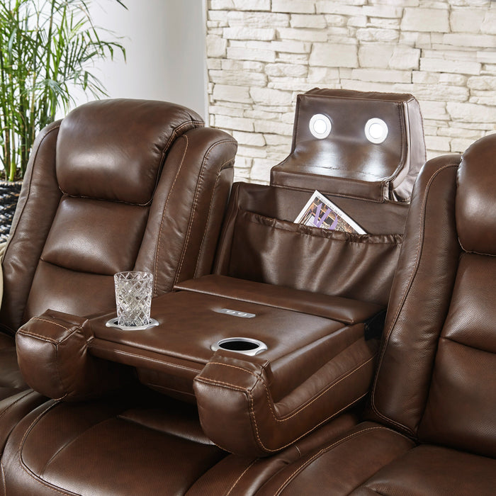 The Man-Den Mahogany Power Reclining Living Room Set - Gate Furniture