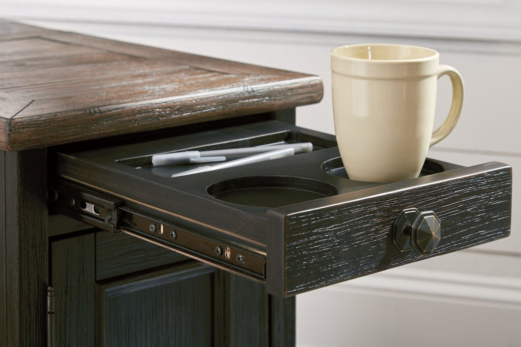 Tyler Creek Grayish Brown/Black Chairside End Table with USB Ports & Outlets - T736-7 - Gate Furniture