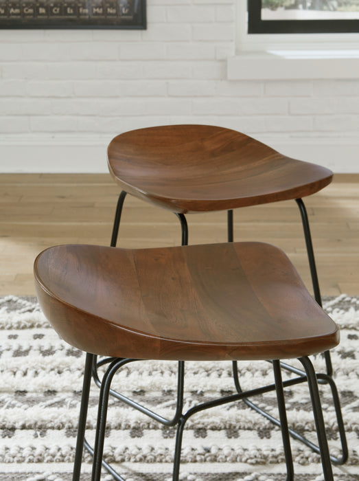 Wilinruck Counter Height Stool (Set of 3) - D402-024 - In Stock Furniture